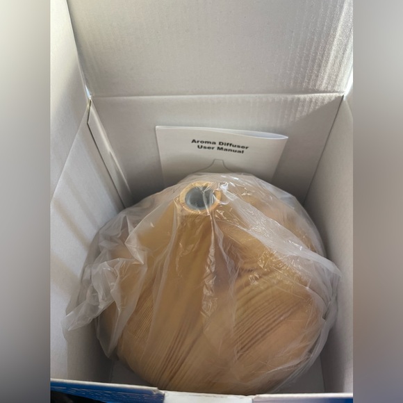 VicTsing 300ml Essential Oil Diffuser with 7 Color Lights + 4 Timer Options NIB - Picture 8 of 10